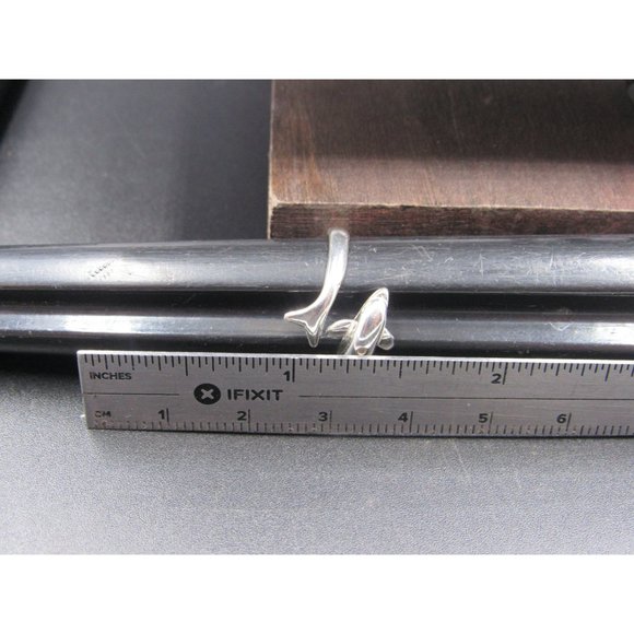 Size 6.25 Sterling Silver Dolphin Animal Band Ring - Picture 6 of 7